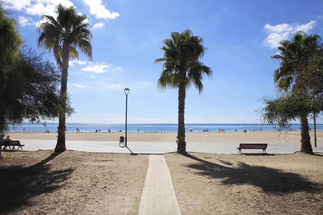 Apartment At042 Els Pins, Primera Linea De La Playa, Con Piscina Torredembarra