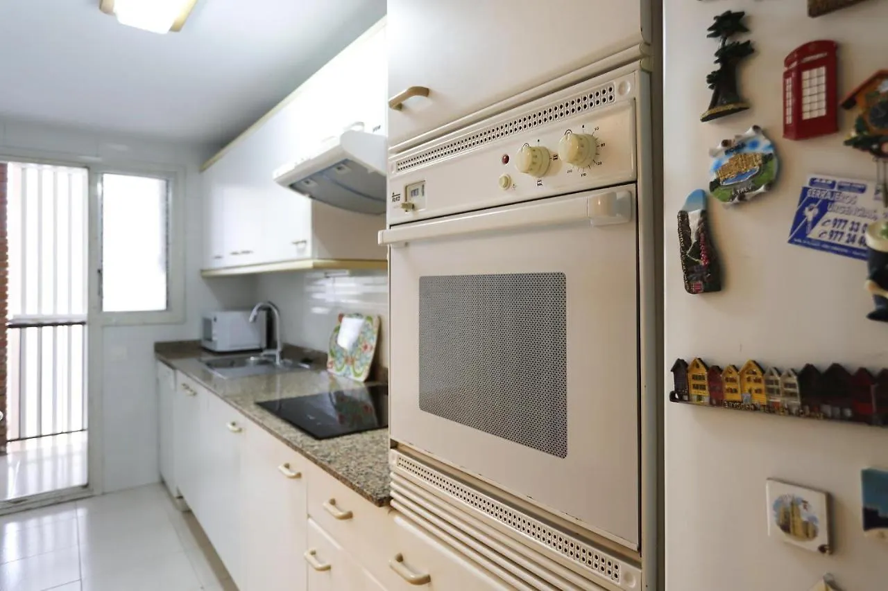 Apartment At042 Els Pins, Primera Linea De La Playa, Con Piscina Torredembarra Spain